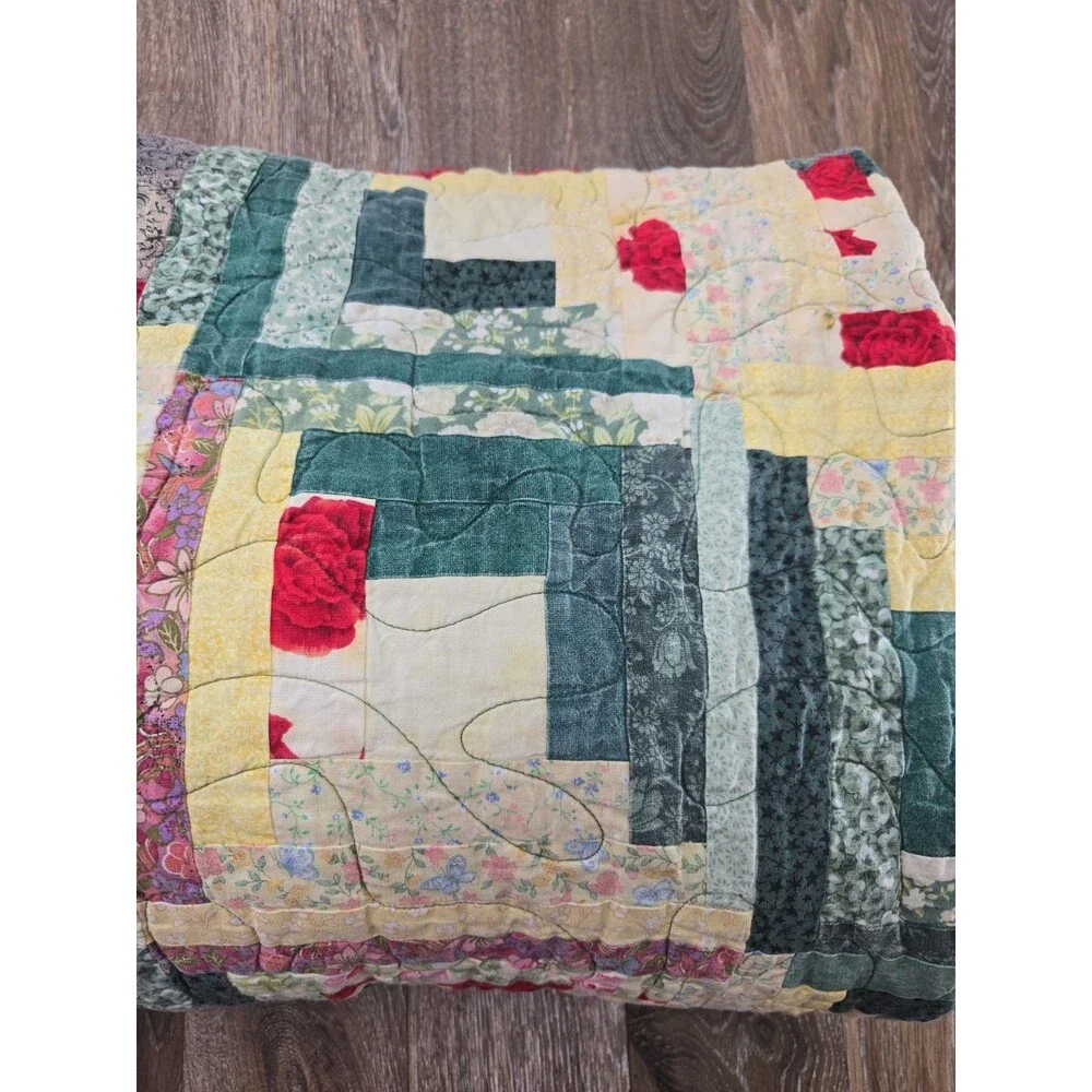 Vintage Hand Pieced Log Cabin Quilt Top 87